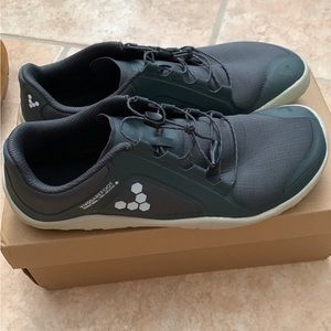 Vivobarefoot
